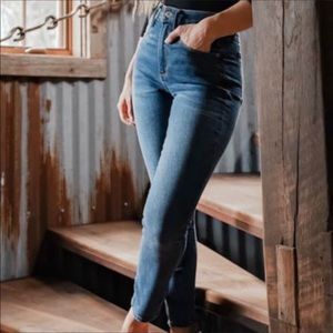 Abercrombie Curve Love The Super Skinny Ankle High Rise Jeans Sz 28 (Short)
